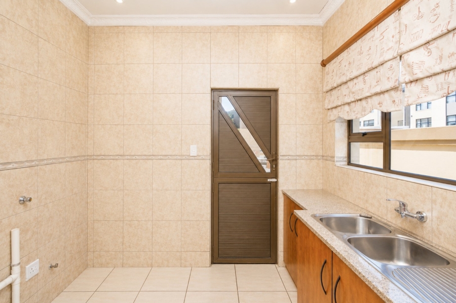 4 Bedroom Property for Sale in Kosmos Ridge North West